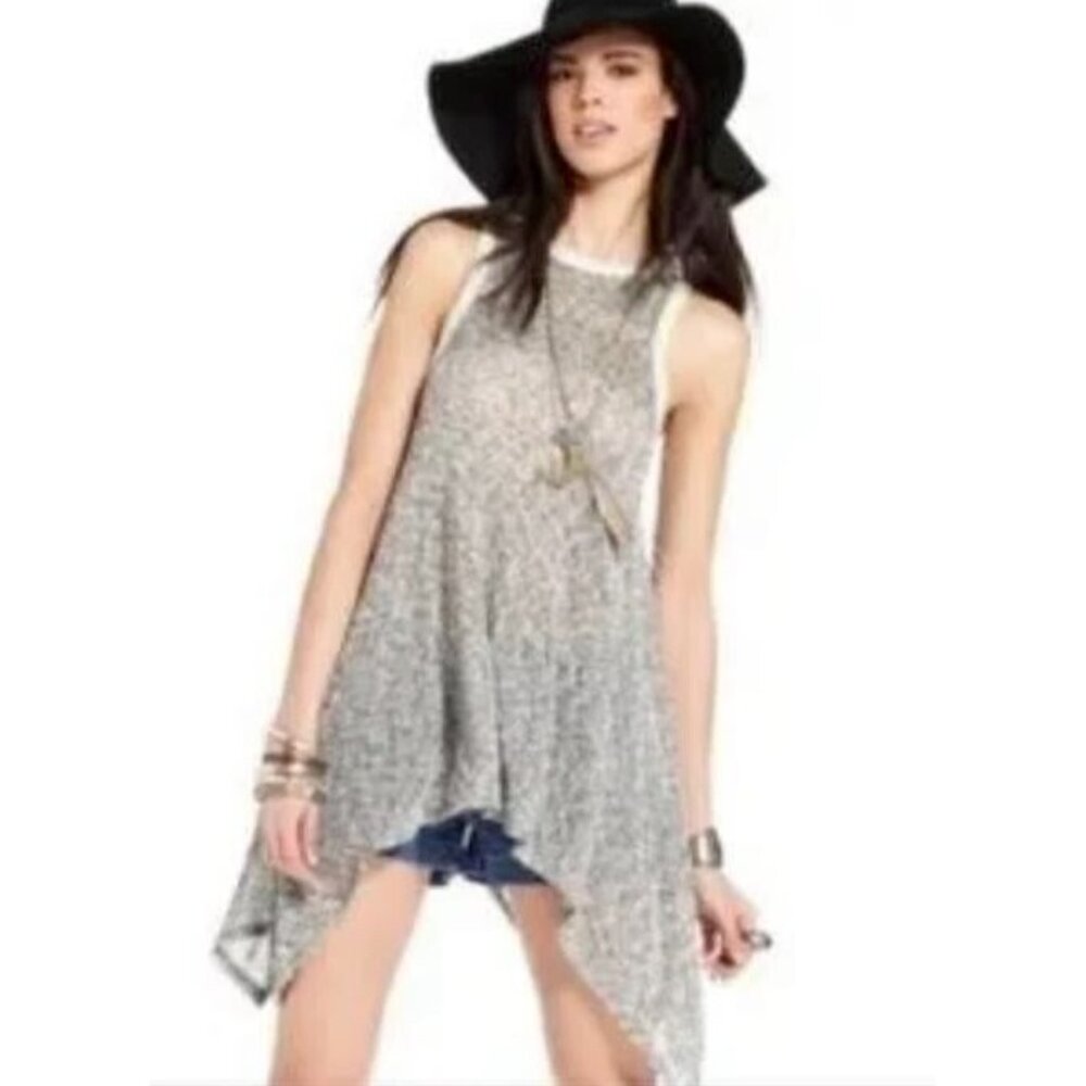 WE THE FREE Free People Bumble Bees Knees Shark Bite Tunic Top Knot Knit Gray